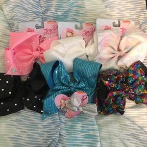 6 Jojo bows and 1 small, perfect condition